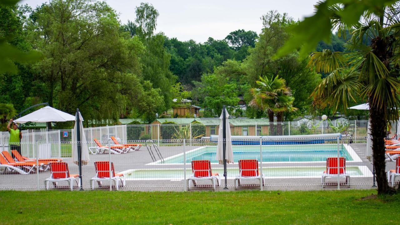 Camping 3 Etoiles - Piscine Chauffee - Vue Montagne Saint-Girons  Exterior foto