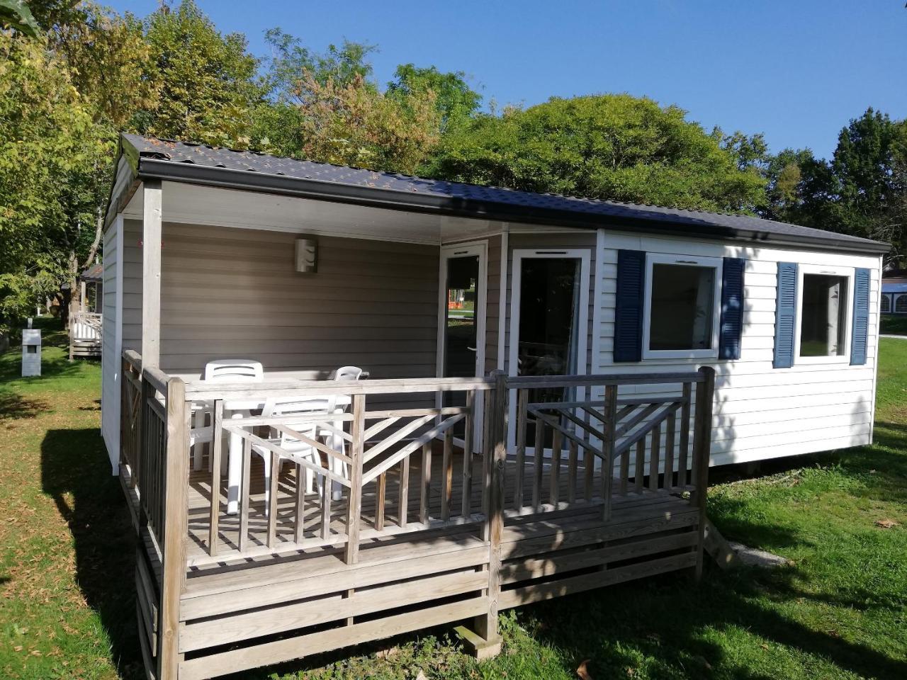 Camping 3 Etoiles - Piscine Chauffee - Vue Montagne Saint-Girons  Exterior foto
